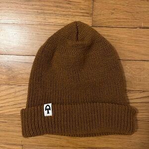 American Trench — Merino Cardigan Stitch Beanie